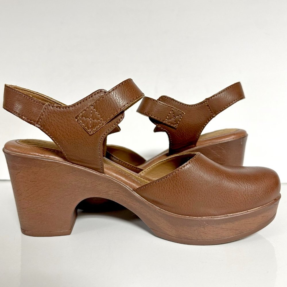 Born Brown Leather Clog Heels - Picture 5 of 11